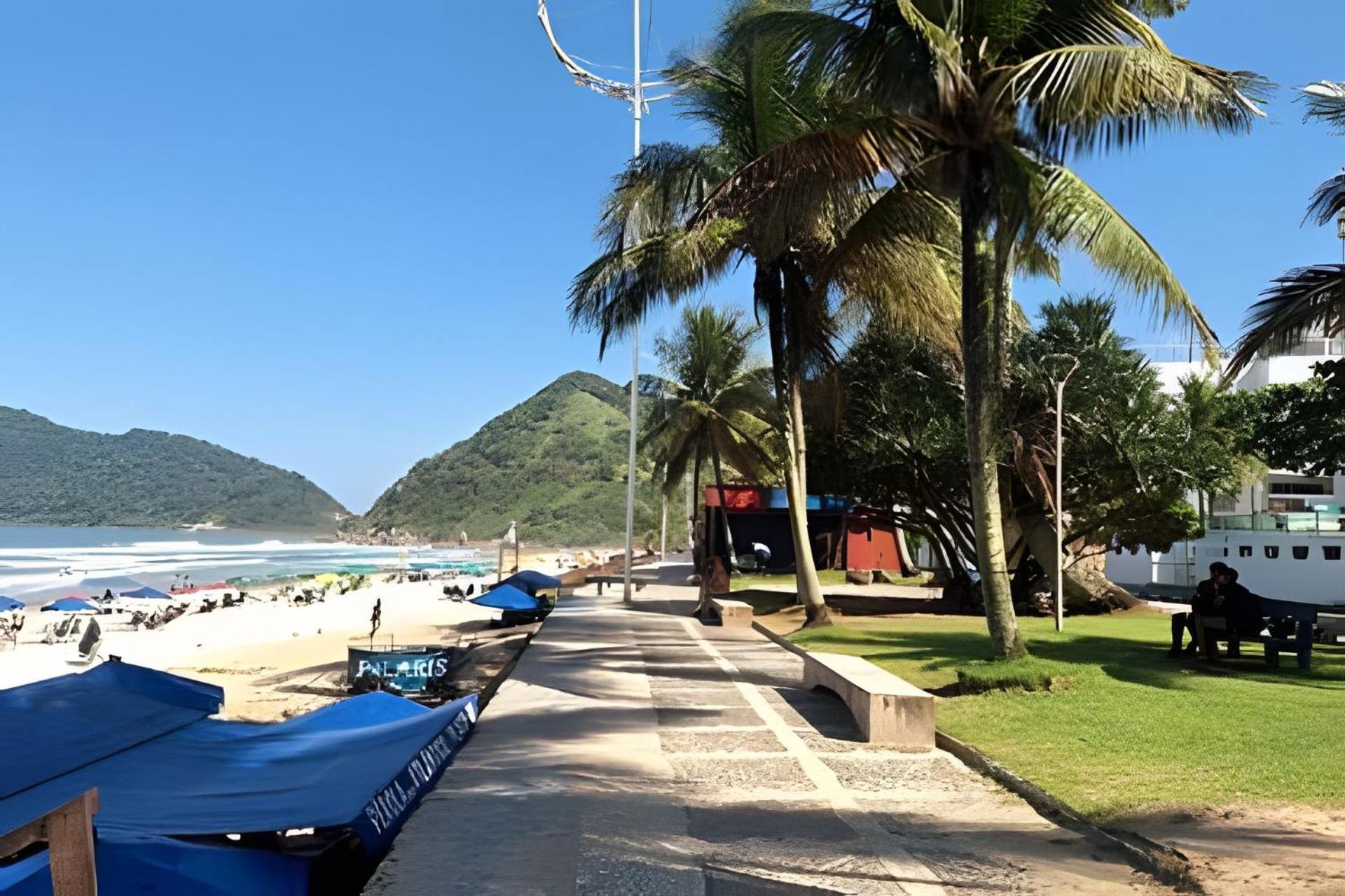 25C - Pe Na Areia Da Praia Do Tombo + Roupas De Cama + Vivo Fibra Гуаружа Екстер'єр фото